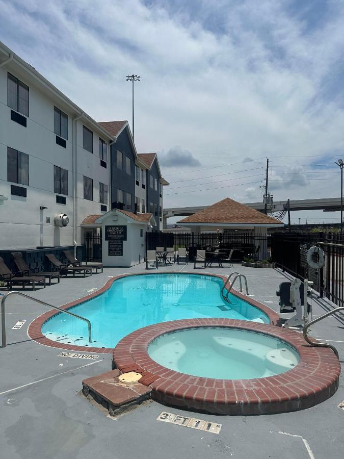 Candlewood Suites Stafford Х'юстон Екстер'єр фото