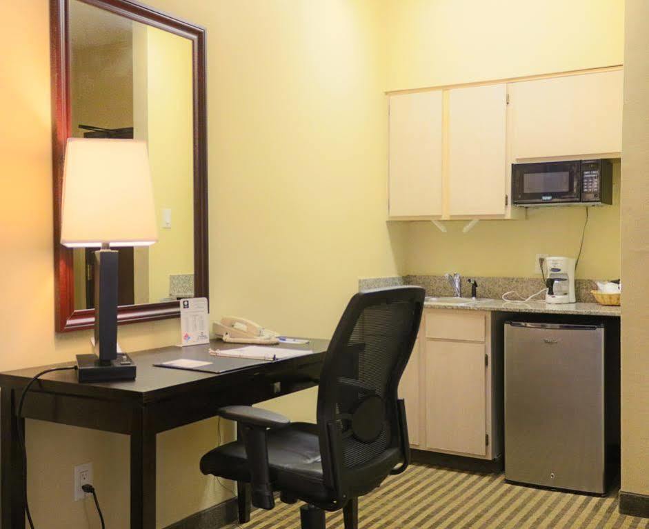 Candlewood Suites Stafford Х'юстон Екстер'єр фото