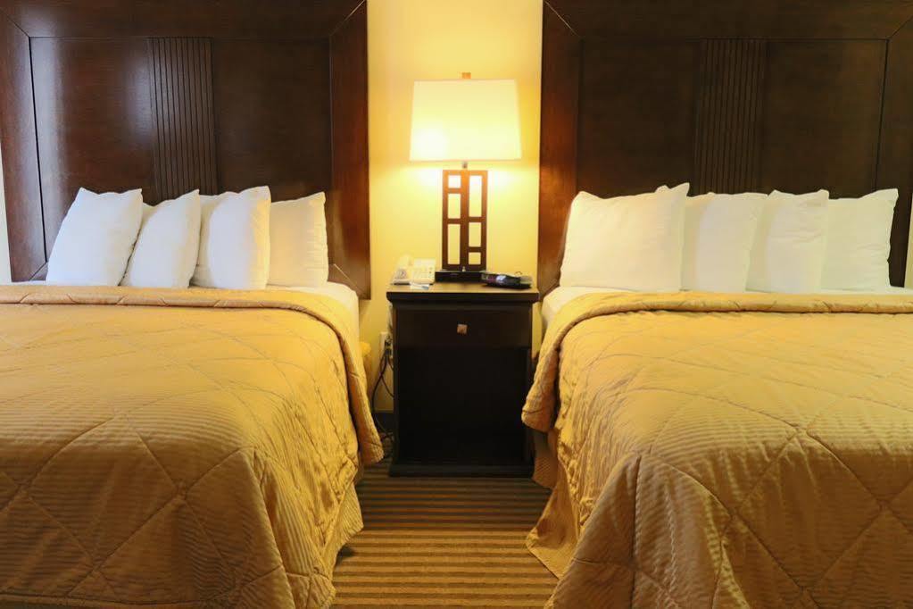 Candlewood Suites Stafford Х'юстон Екстер'єр фото